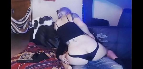  Tranny Helps Her Female Friend Masturbate - DickGirls.xyz